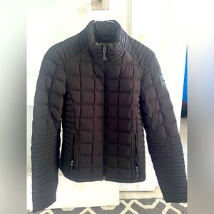 Women jacket Moose Knuckles size small